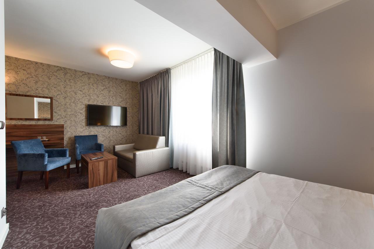 Hotel Nowy Dwor เซบนิซา ภายนอก รูปภาพ